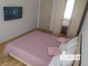 1-к квартира, посуточно, 37м2, 4/18 этаж