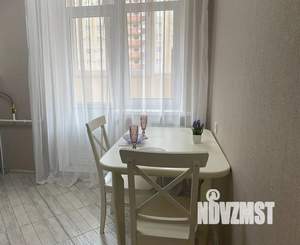 1-к квартира, посуточно, 40м2, 8/18 этаж