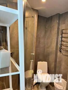 Студия квартира, посуточно, 40м2, 6/9 этаж