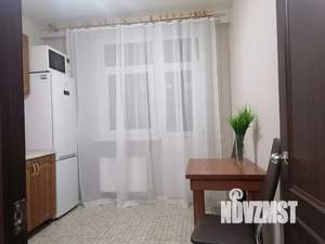 1-к квартира, посуточно, 37м2, 3/9 этаж