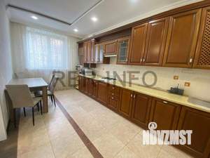 3-к квартира, на длительный срок, 110м2, 3/6 этаж