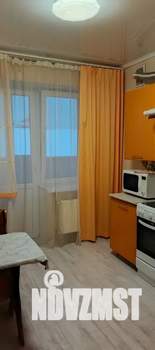 1-к квартира, посуточно, 38м2, 3/6 этаж