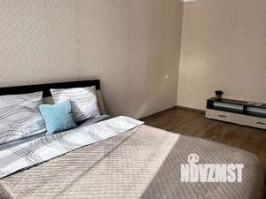 1-к квартира, посуточно, 40м2, 11/18 этаж