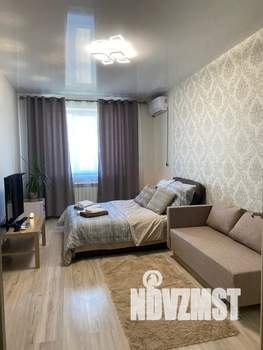 1-к квартира, посуточно, 40м2, 8/16 этаж