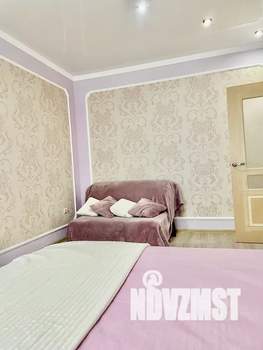1-к квартира, посуточно, 38м2, 2/9 этаж
