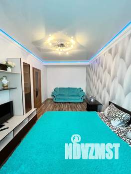 1-к квартира, посуточно, 38м2, 8/9 этаж