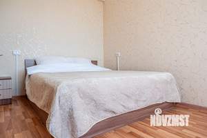 1-к квартира, посуточно, 32м2, 4/10 этаж