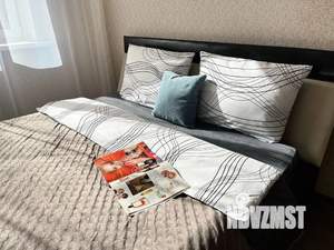 1-к квартира, посуточно, 40м2, 11/18 этаж