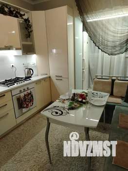 1-к квартира, посуточно, 37м2, 1/16 этаж