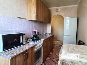 1-к квартира, посуточно, 40м2, 4/10 этаж