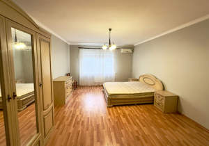 3-к квартира, на длительный срок, 106м2, 3/6 этаж