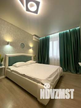 1-к квартира, посуточно, 39м2, 18/18 этаж