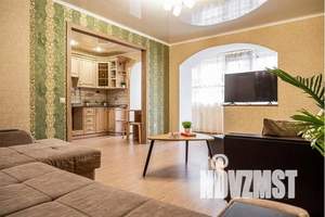 2-к квартира, посуточно, 50м2, 1/5 этаж