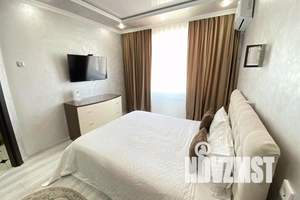 1-к квартира, посуточно, 35м2, 13/18 этаж