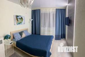 1-к квартира, посуточно, 39м2, 8/18 этаж