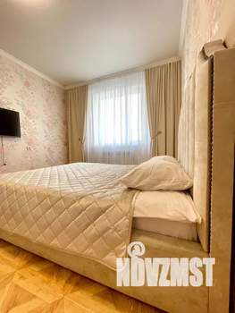 2-к квартира, посуточно, 21м2, 14/14 этаж