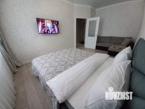 1-к квартира, посуточно, 37м2, 1/1 этаж