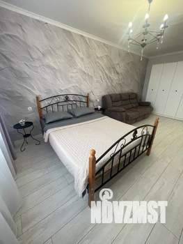 1-к квартира, посуточно, 40м2, 5/5 этаж