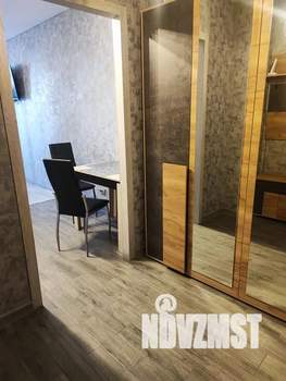 Студия квартира, посуточно, 40м2, 6/9 этаж