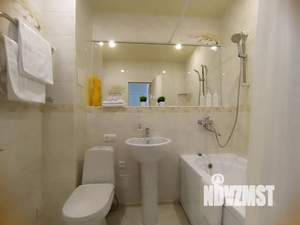 Студия квартира, посуточно, 34м2, 15/16 этаж