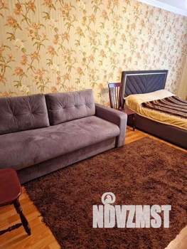 1-к квартира, посуточно, 52м2, 1/1 этаж