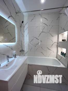 1-к квартира, посуточно, 36м2, 10/18 этаж