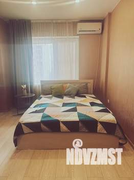 Студия квартира, посуточно, 30м2, 4/18 этаж