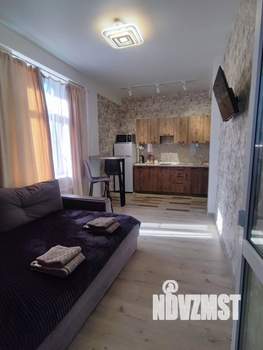 Студия квартира, посуточно, 35м2, 4/9 этаж