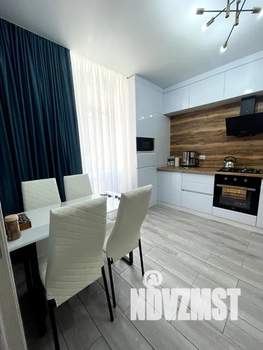 1-к квартира, посуточно, 35м2, 8/16 этаж