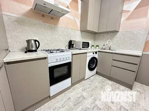 1-к квартира, посуточно, 38м2, 4/12 этаж