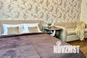 2-к квартира, посуточно, 60м2, 8/12 этаж