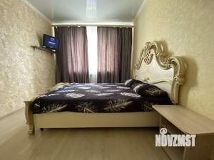 1-к квартира, посуточно, 36м2, 4/18 этаж