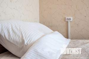 1-к квартира, посуточно, 32м2, 4/10 этаж