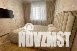 2-к квартира, посуточно, 58м2, 4/17 этаж