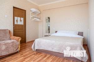 1-к квартира, посуточно, 32м2, 4/10 этаж