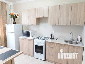 1-к квартира, посуточно, 48м2, 2/10 этаж