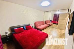 1-к квартира, посуточно, 40м2, 6/9 этаж