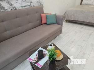 1-к квартира, посуточно, 50м2, 3/8 этаж