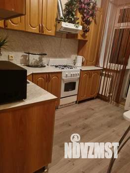 1-к квартира, посуточно, 33м2, 7/10 этаж