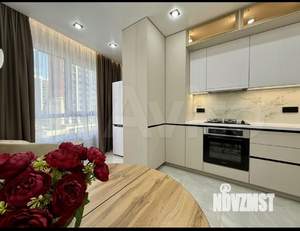 1-к квартира, посуточно, 38м2, 4/9 этаж