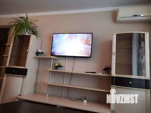 1-к квартира, посуточно, 42м2, 3/5 этаж