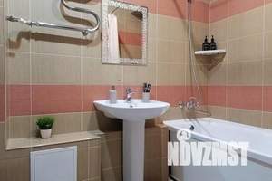 1-к квартира, посуточно, 37м2, 3/10 этаж