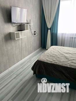 1-к квартира, посуточно, 37м2, 1/1 этаж