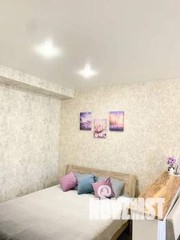 Студия квартира, посуточно, 35м2, 1/10 этаж