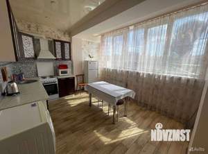 1-к квартира, посуточно, 41м2, 3/10 этаж