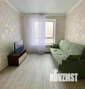 1-к квартира, посуточно, 32м2, 12/17 этаж