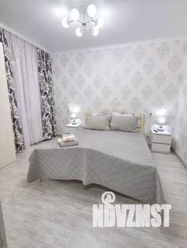 1-к квартира, посуточно, 38м2, 8/18 этаж