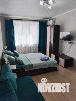 1-к квартира, посуточно, 40м2, 11/16 этаж