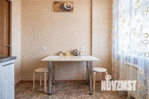 1-к квартира, посуточно, 32м2, 4/10 этаж