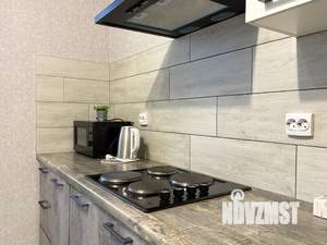 1-к квартира, посуточно, 38м2, 11/18 этаж